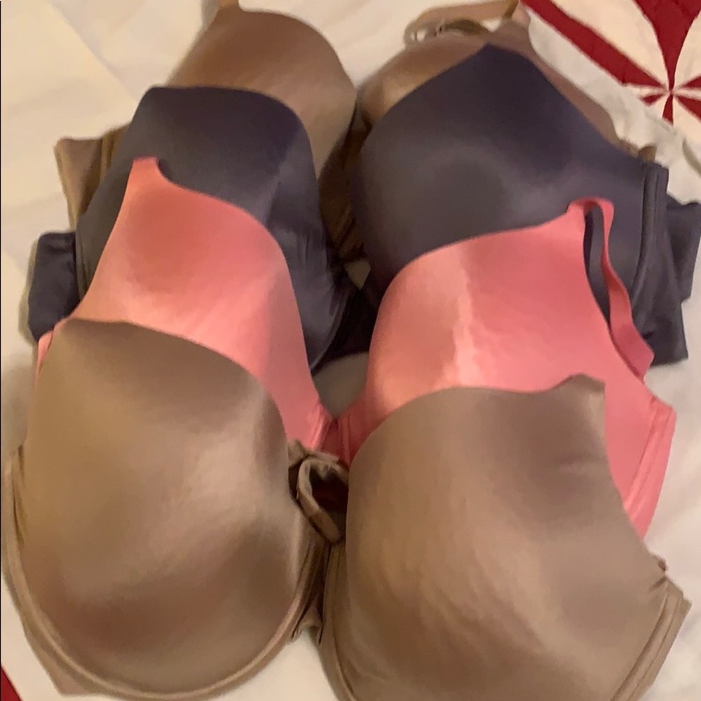 Bras - Picture 1 of 1